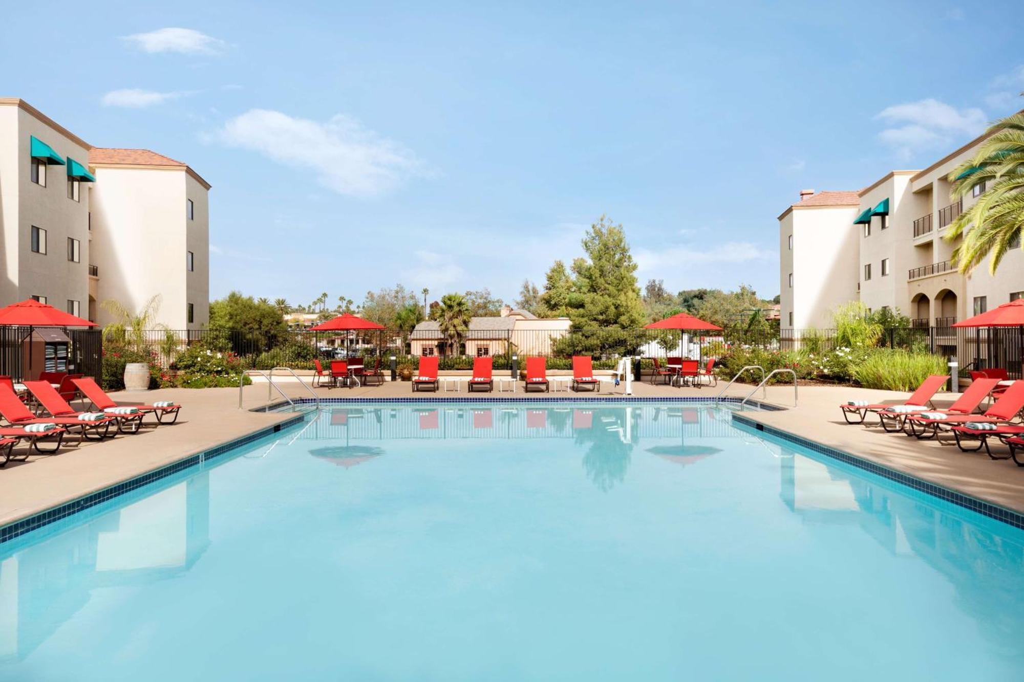 Embassy Suites By Hilton Temecula Valley Wine Country Extérieur photo